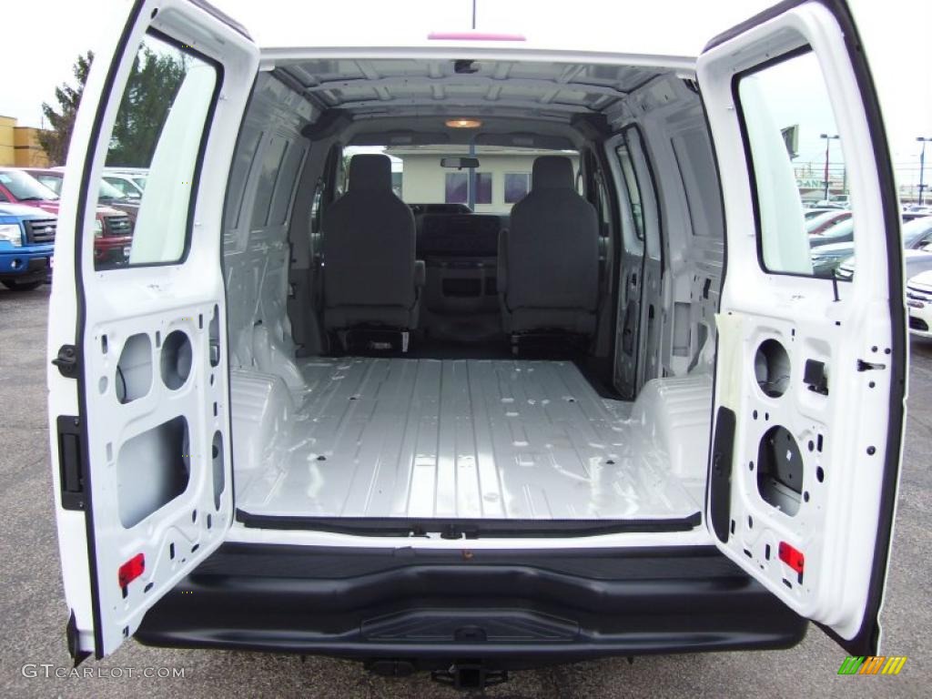 2011 Ford E Series Van E150 XL Cargo Trunk Photo #40686738