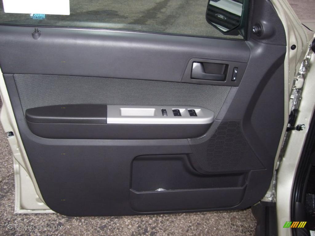 2011 Ford Escape XLT V6 4WD Charcoal Black Door Panel Photo #40688882