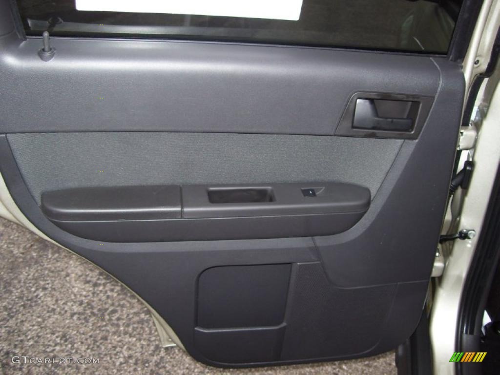 2011 Ford Escape XLT V6 4WD Charcoal Black Door Panel Photo #40688898