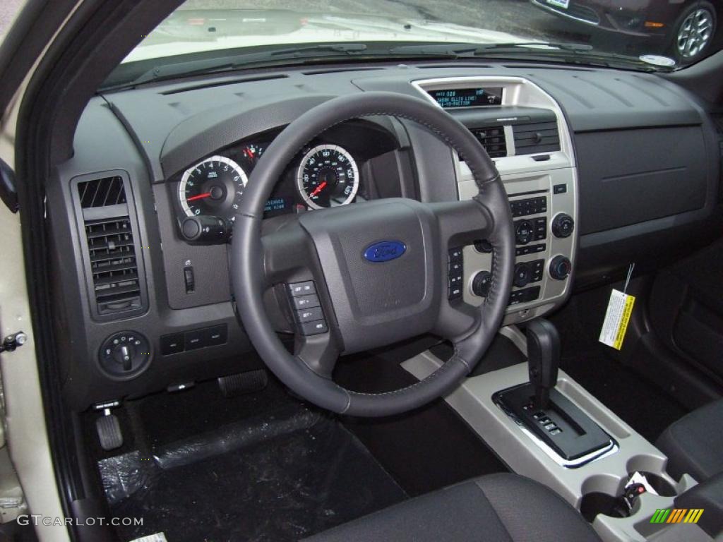 2011 Ford Escape XLT V6 4WD Charcoal Black Dashboard Photo #40688974