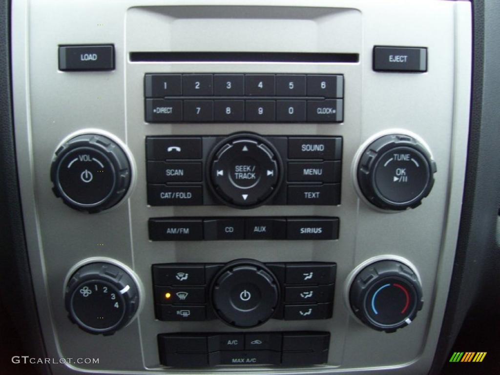 2011 Ford Escape XLT V6 4WD Controls Photo #40689130