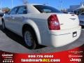 Cool Vanilla White - 300 Touring Photo No. 2