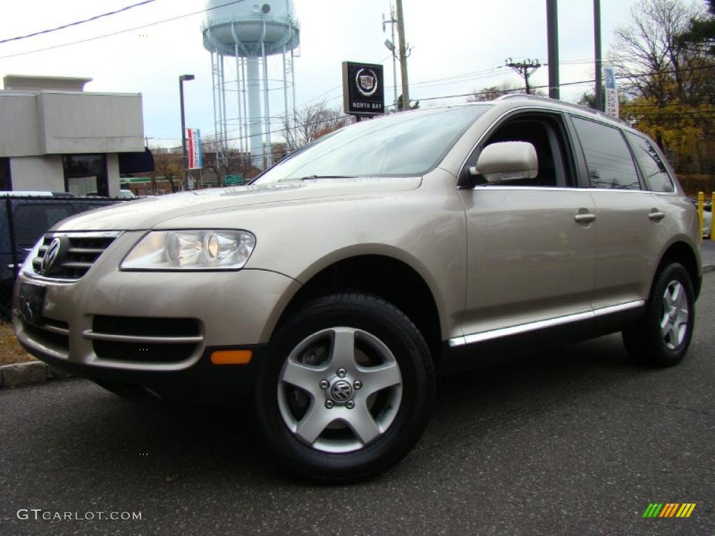2007 Touareg V6 - Wheat Beige Metallic / Anthracite photo #1