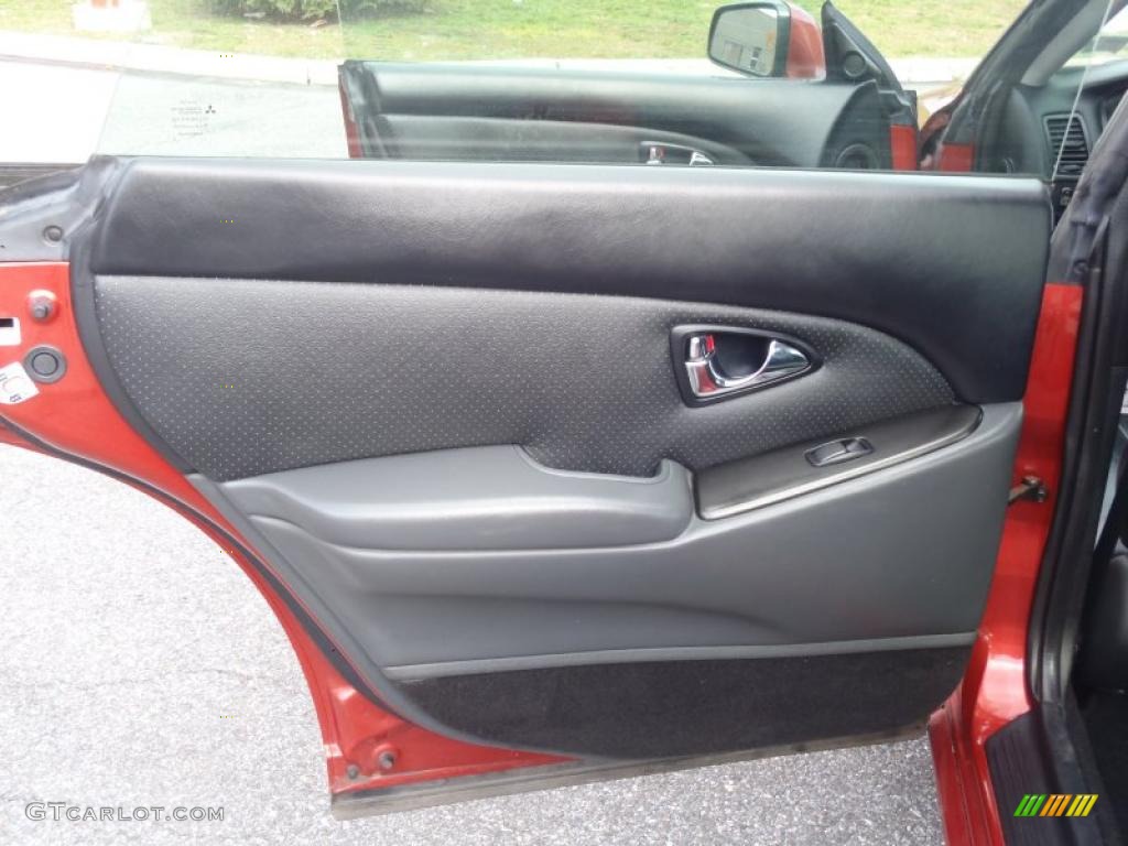 2003 Mitsubishi Diamante VR-X Sedan Gray Door Panel Photo #40696478