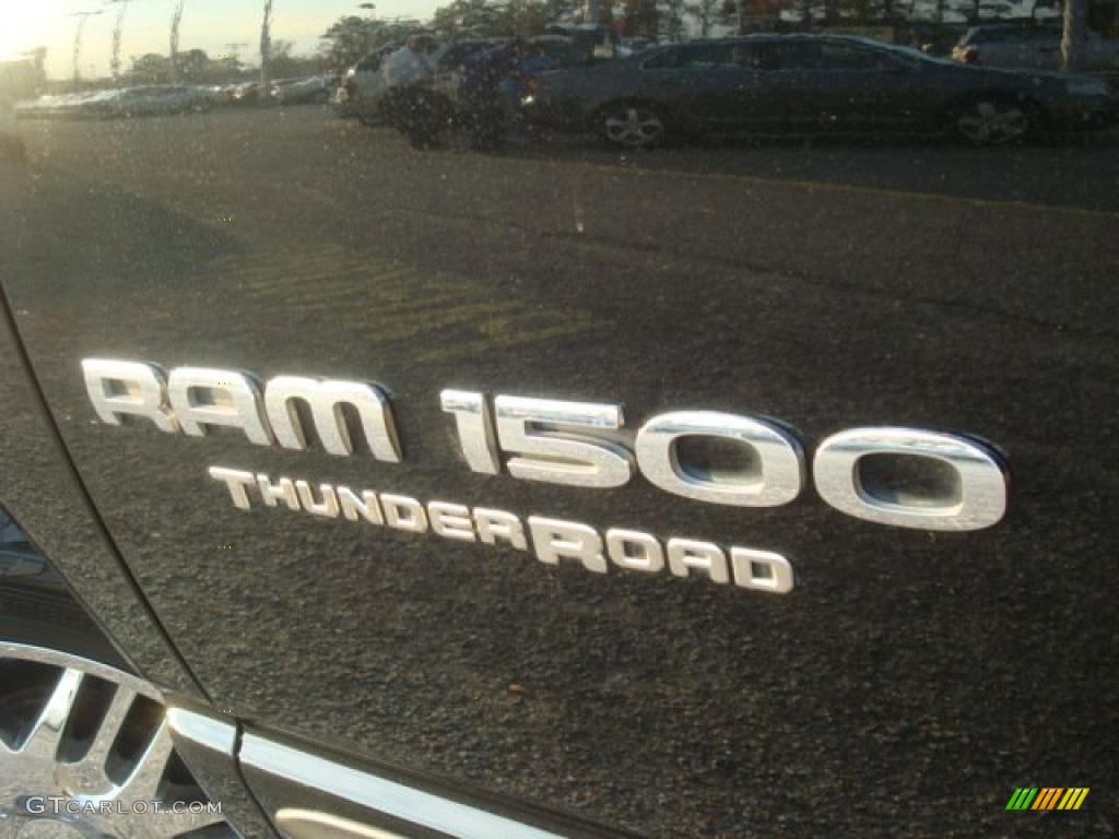 2005 Ram 1500 Thunder Road Quad Cab 4x4 - Black / Dark Slate Gray photo #22