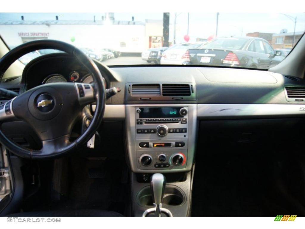2007 Chevrolet Cobalt SS Coupe Ebony Dashboard Photo #40698778