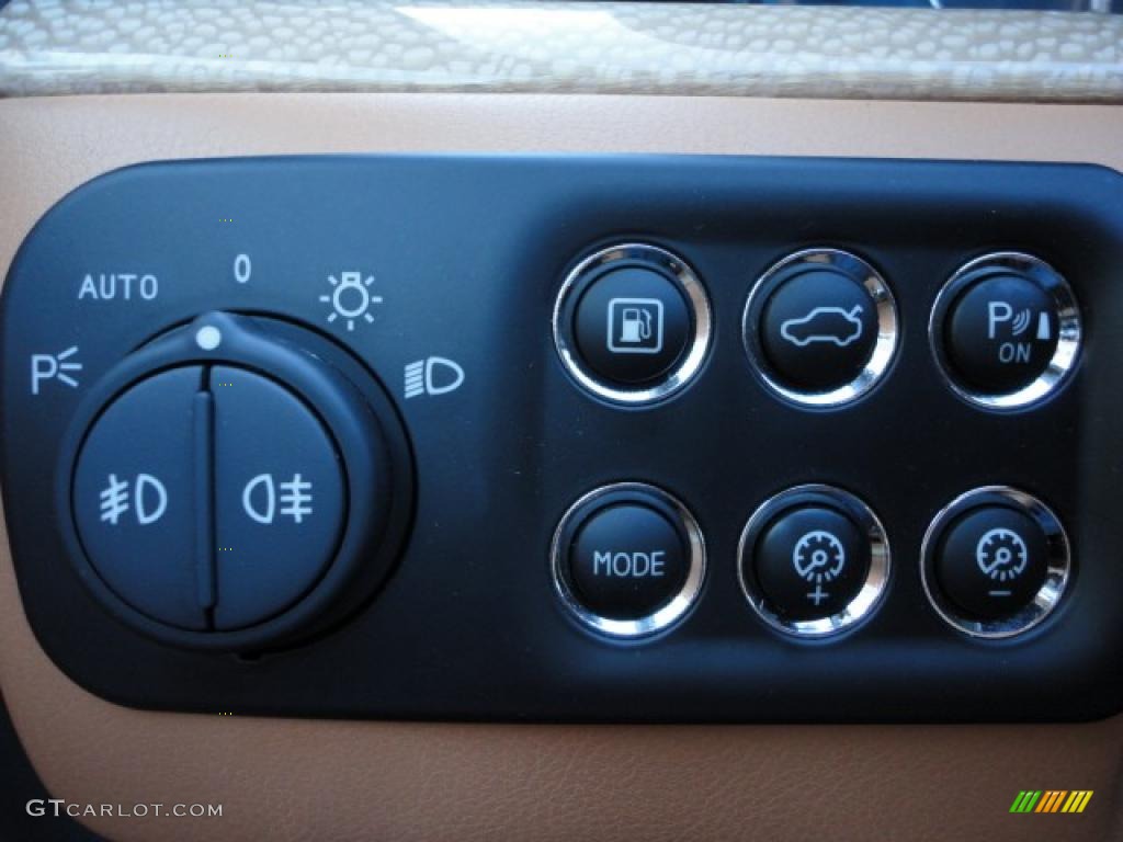 2011 Maserati GranTurismo Convertible GranCabrio Controls Photo #40700893