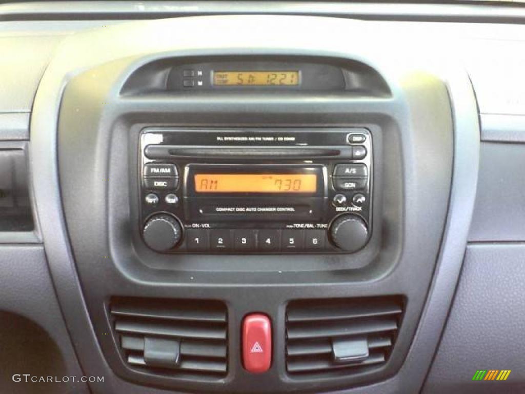 2004 Aerio S Sedan - Racy Red / Black photo #8