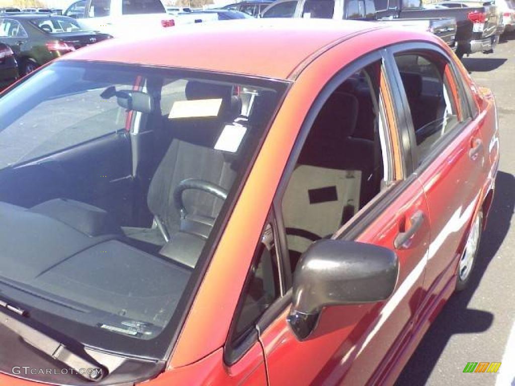 2004 Aerio S Sedan - Racy Red / Black photo #21