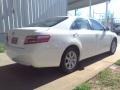 Super White - Camry LE Photo No. 16