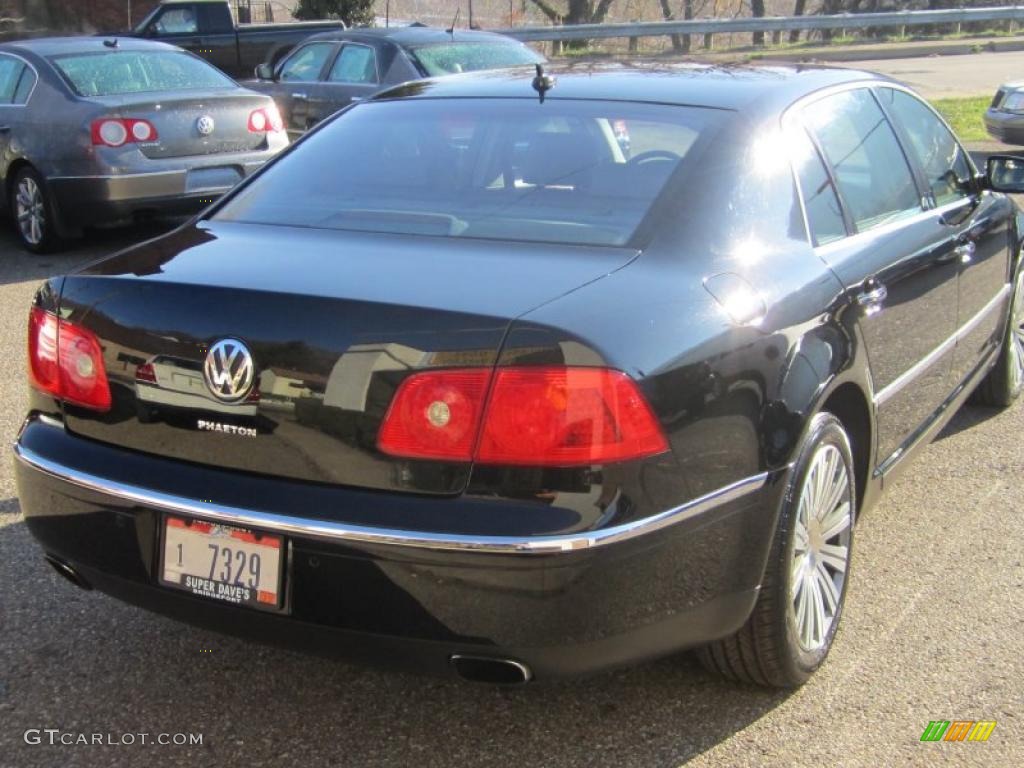 2005 Phaeton V8 4Motion Sedan - Black Klavierlack / Anthracite photo #6