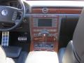 2005 Volkswagen Phaeton V8 4Motion Sedan Controls