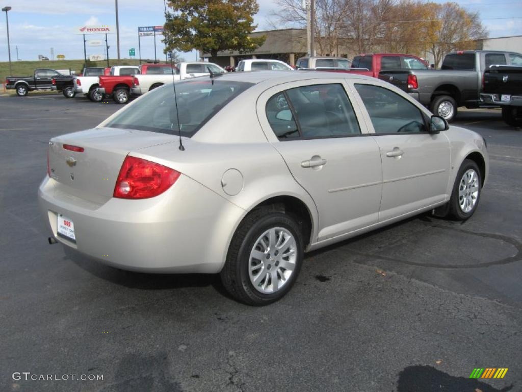 Gold Mist Metallic 2009 Chevrolet Cobalt LT Sedan Exterior Photo #40703405