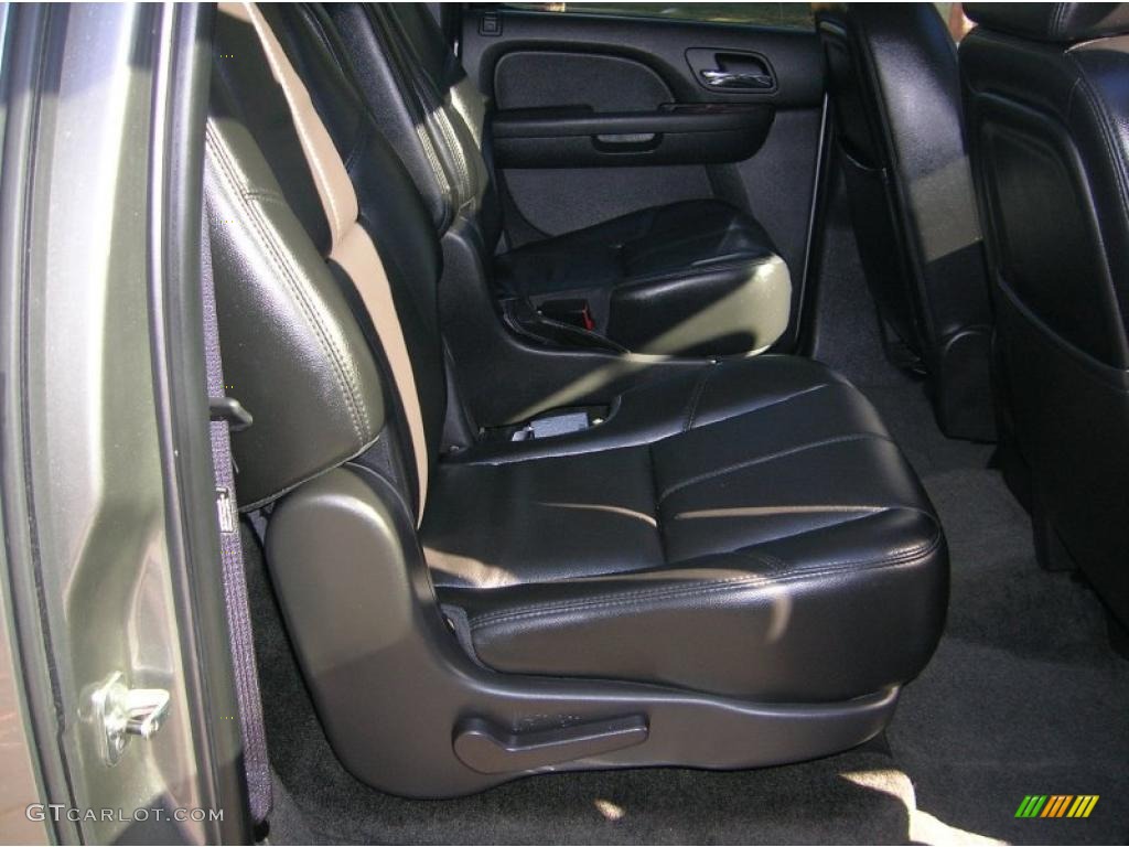 Ebony Interior 2007 Chevrolet Suburban 2500 LT 4x4 Photo #40703693