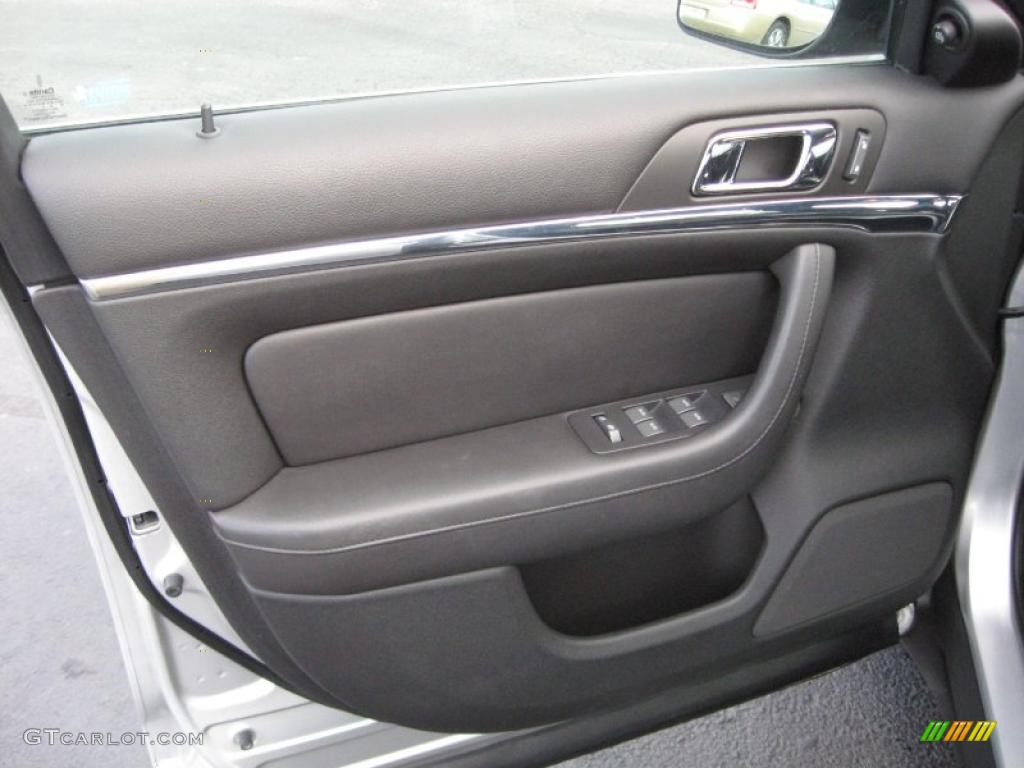 2009 Lincoln MKS Sedan Charcoal Black Door Panel Photo #40704289