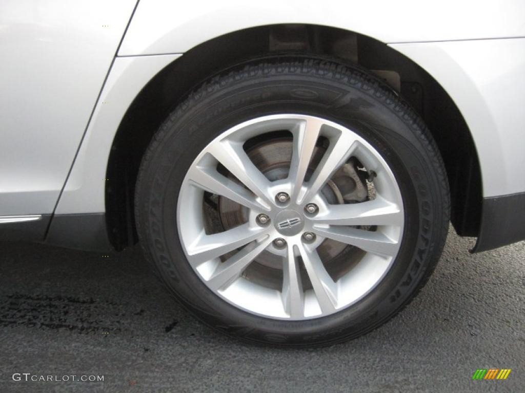 2009 Lincoln MKS Sedan Wheel Photo #40704357