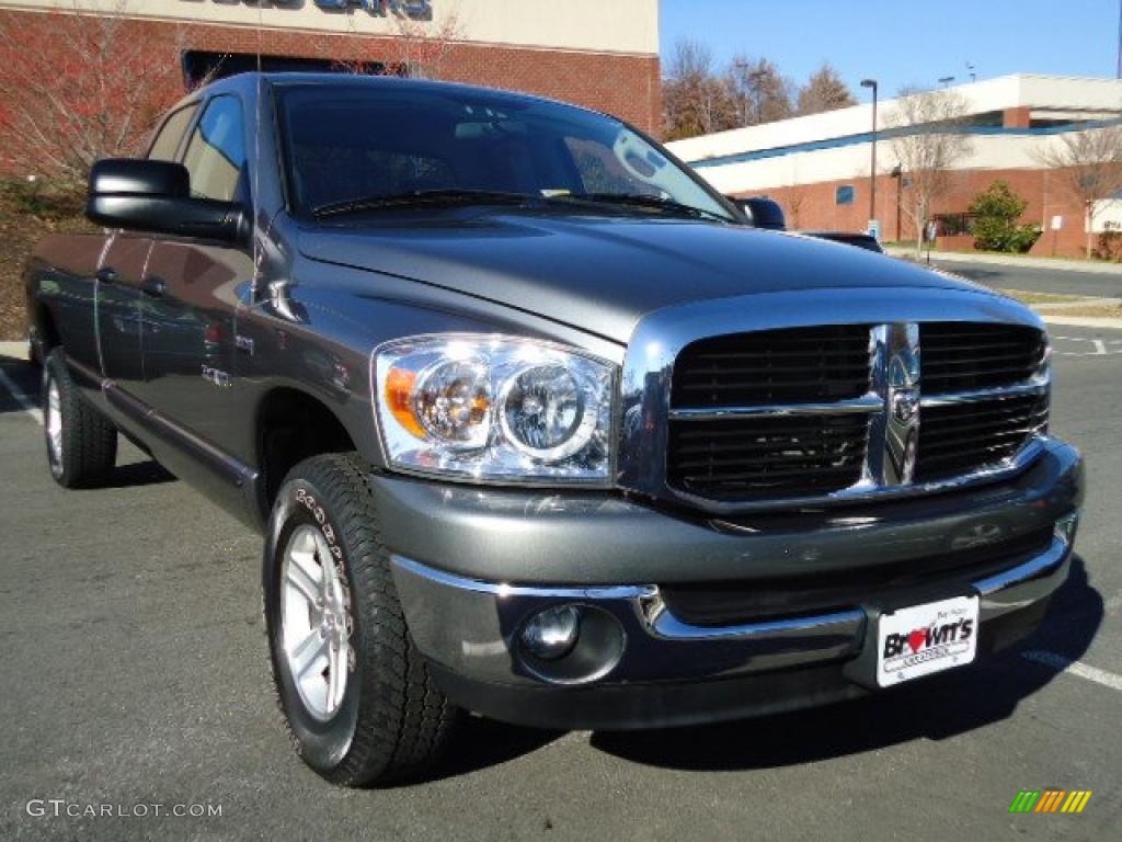 Mineral Gray Metallic Dodge Ram 1500