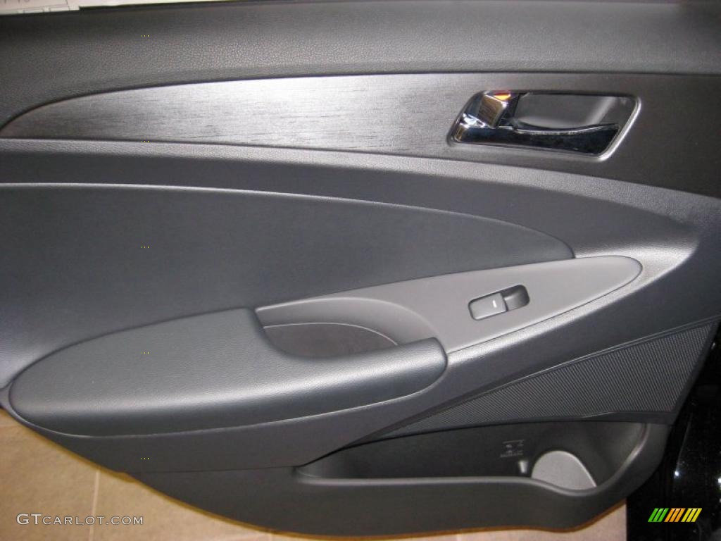 2011 Hyundai Sonata SE 2.0T Black Door Panel Photo #40707093