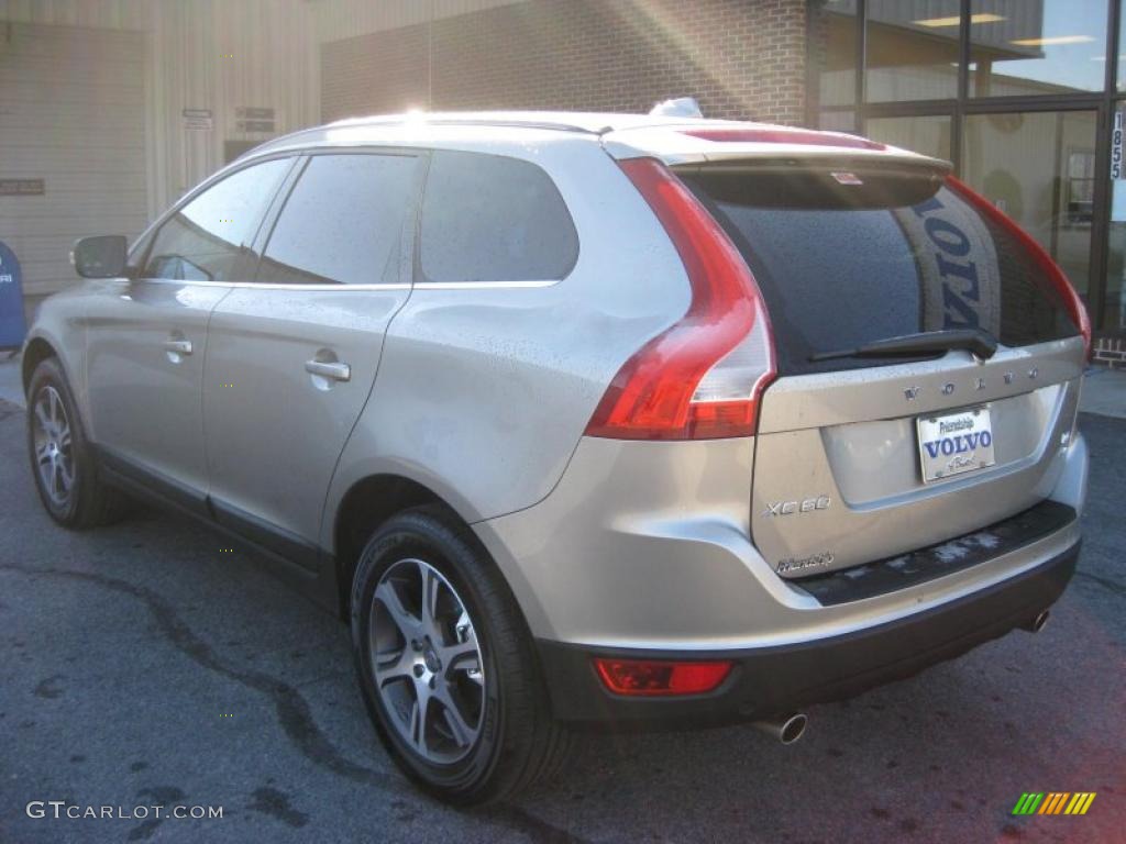 Seashell Metallic 2011 Volvo XC60 T6 AWD Exterior Photo #40708253