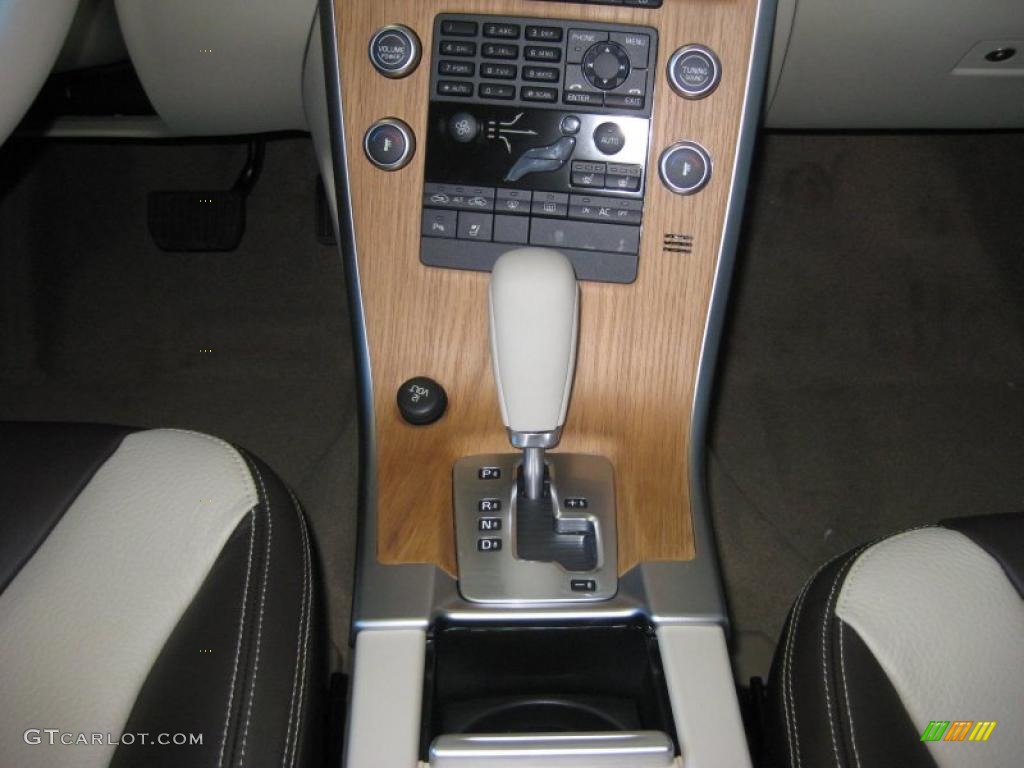 2011 Volvo XC60 T6 AWD 6 Speed Geartronic Automatic Transmission Photo #40708485