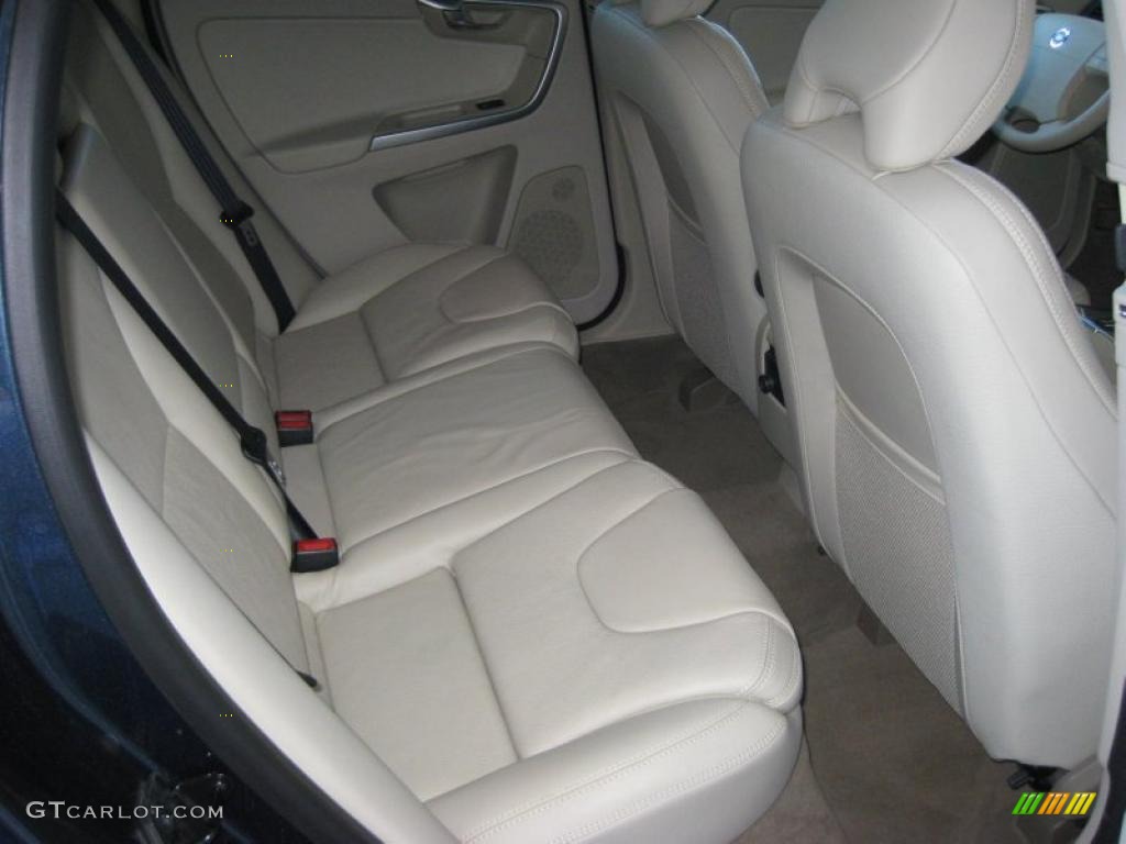 Sandstone Interior 2010 Volvo XC60 T6 AWD Photo #40709141