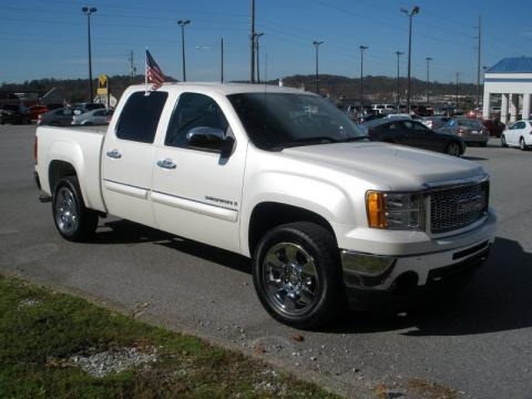 2009 GMC Sierra 1500 SLT Crew Cab Data, Info and Specs