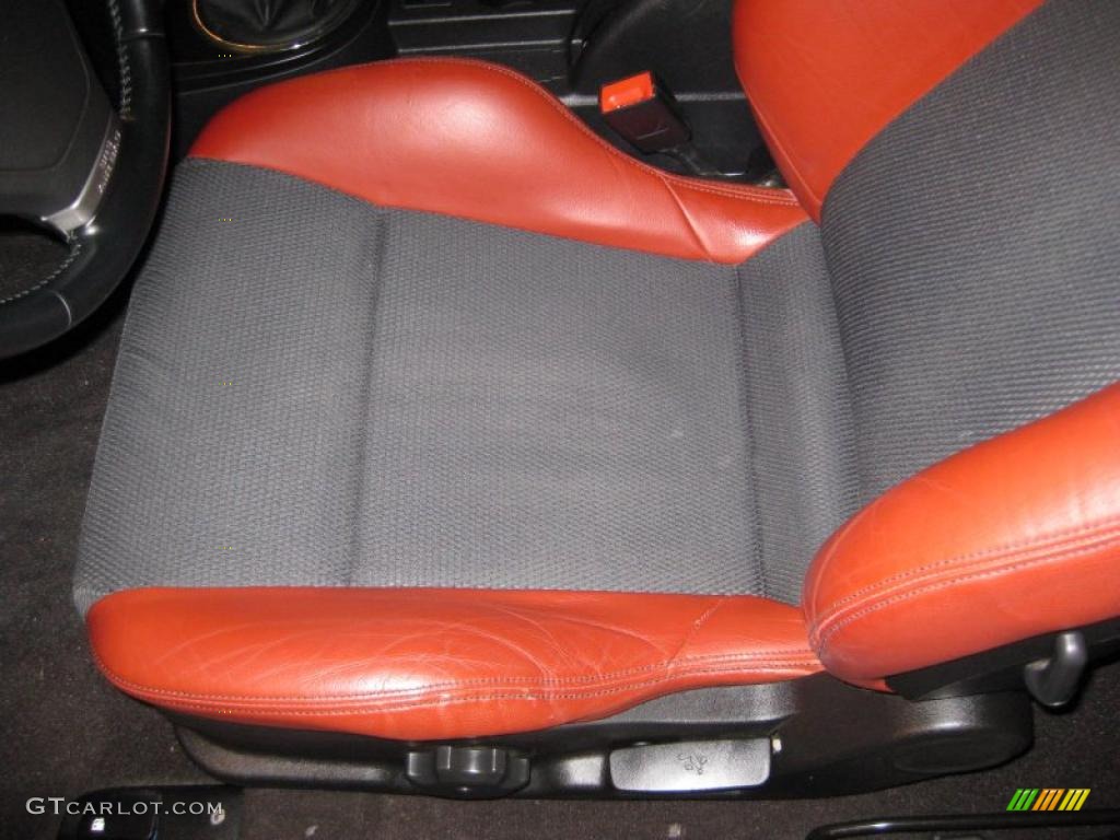 Black/Red Interior 2007 Hyundai Tiburon SE Photo #40709613