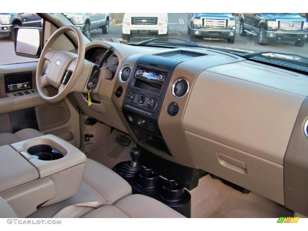 2004 F150 XLT SuperCab 4x4 - Arizona Beige Metallic / Tan photo #17