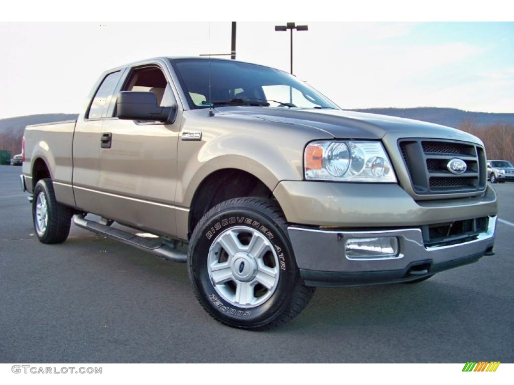 2004 F150 XLT SuperCab 4x4 - Arizona Beige Metallic / Tan photo #22