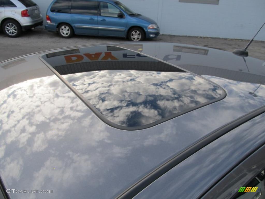 2010 Focus SES Sedan - Sterling Grey Metallic / Charcoal Black photo #4