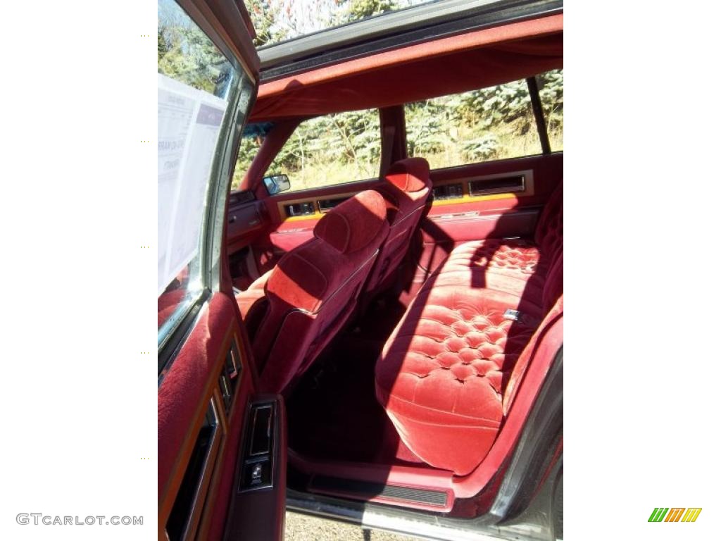 1987 Cadillac Fleetwood D'Elegance Rear Seat Photos