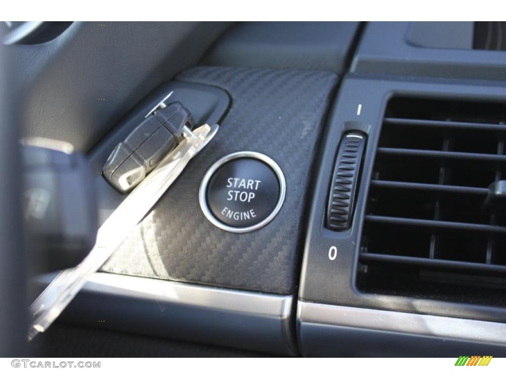 2010 BMW X6 M Standard X6 M Model Controls Photo #40715998
