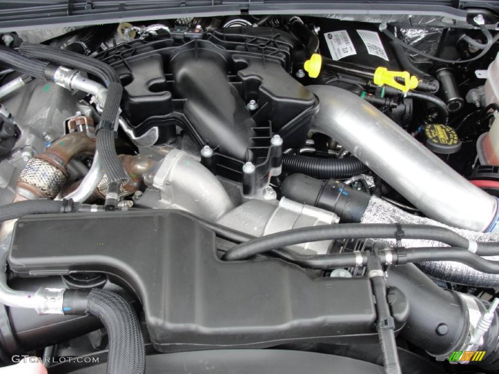 2011 Ford F350 Super Duty XLT Crew Cab 4x4 Dually Engine Photos