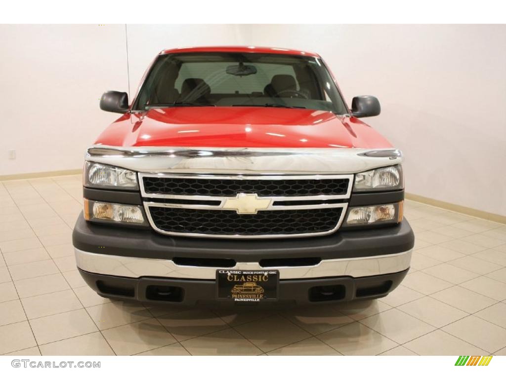 2006 Silverado 1500 Work Truck Extended Cab - Victory Red / Dark Charcoal photo #2