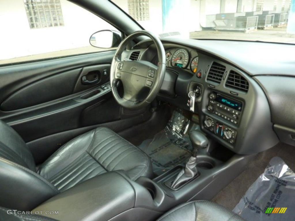 2004 Chevrolet Monte Carlo Intimidator SS Ebony Black Dashboard Photo #40718466