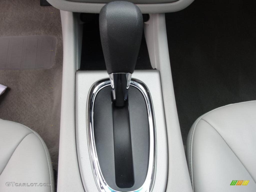 2006 Chevrolet Impala SS Transmission Photos