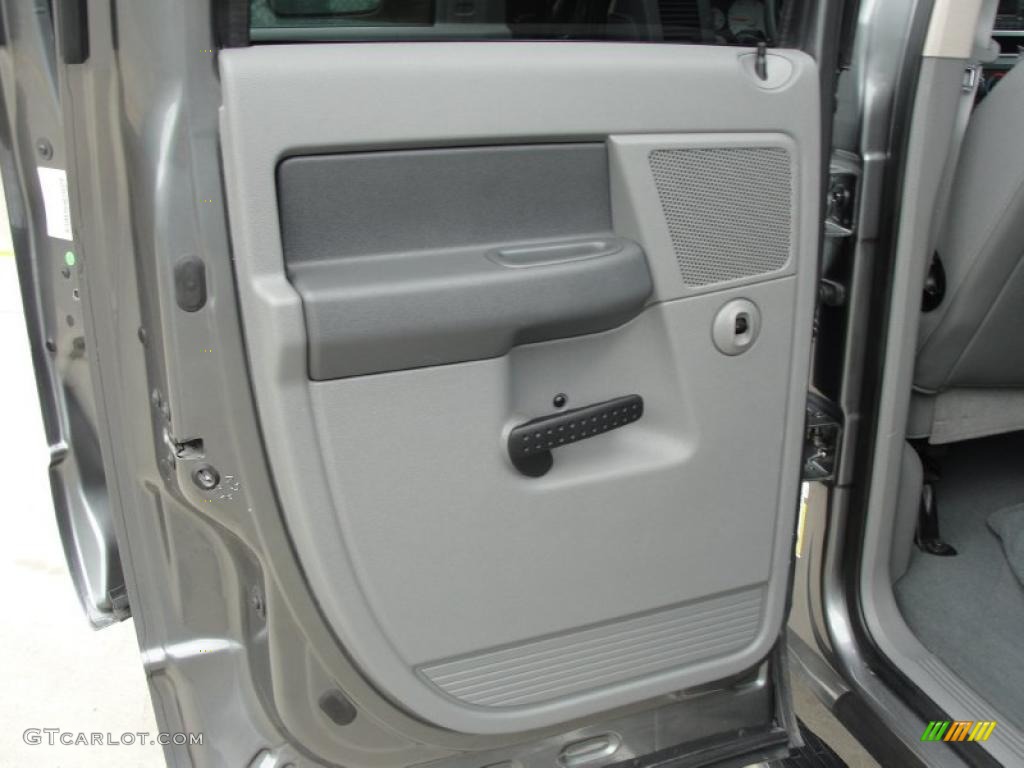 2007 Dodge Ram 2500 Big Horn Edition Quad Cab 4x4 Medium Slate Gray Door Panel Photo #40721662