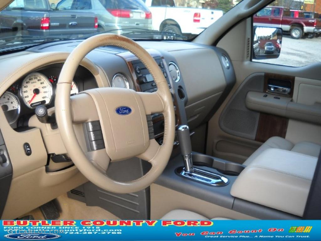 2004 F150 Lariat SuperCrew - Arizona Beige Metallic / Tan photo #7