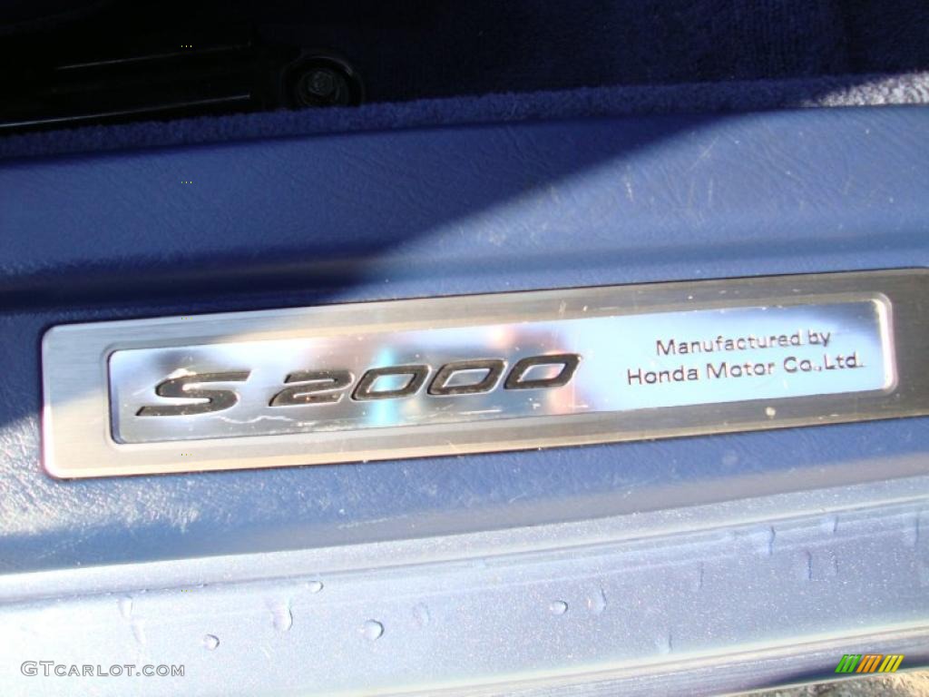 2002 Honda S2000 Roadster Marks and Logos Photo #40724822