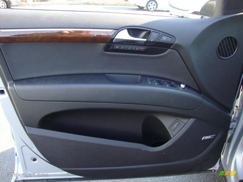 2010 Audi Q7 3.0 TDI quattro Black Door Panel Photo #40725462