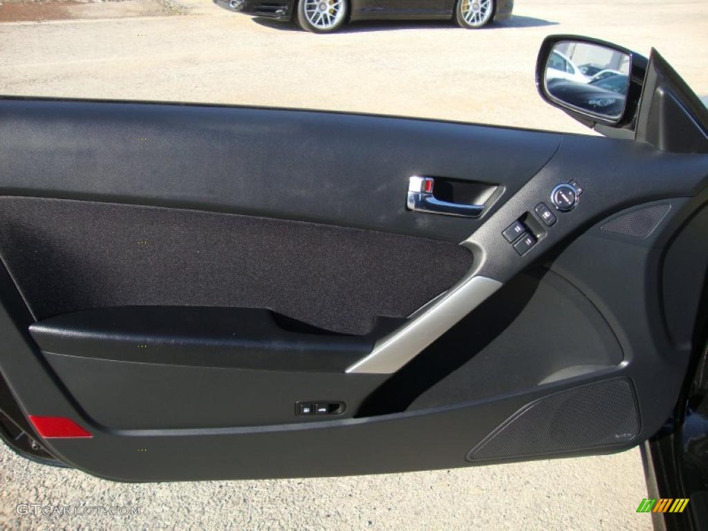2010 Hyundai Genesis Coupe 2.0T Premium Door Panel Photos
