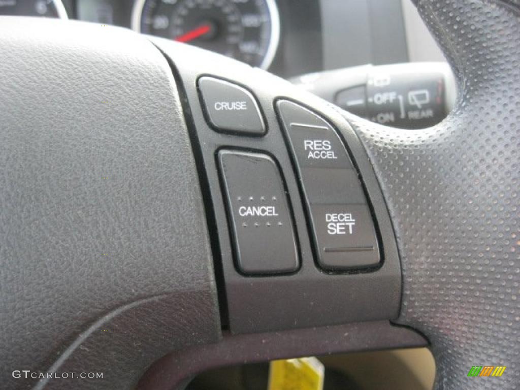2009 CR-V LX 4WD - Green Tea Metallic / Ivory photo #21