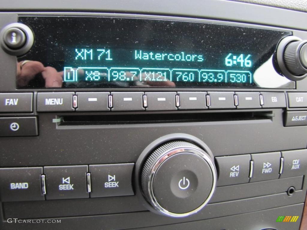 2011 Chevrolet Tahoe LT Controls Photo #40730275