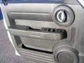 Bright Silver Metallic - Nitro SXT 4x4 Photo No. 25