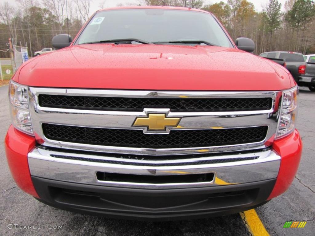 2011 Silverado 1500 LS Extended Cab - Victory Red / Dark Titanium photo #2