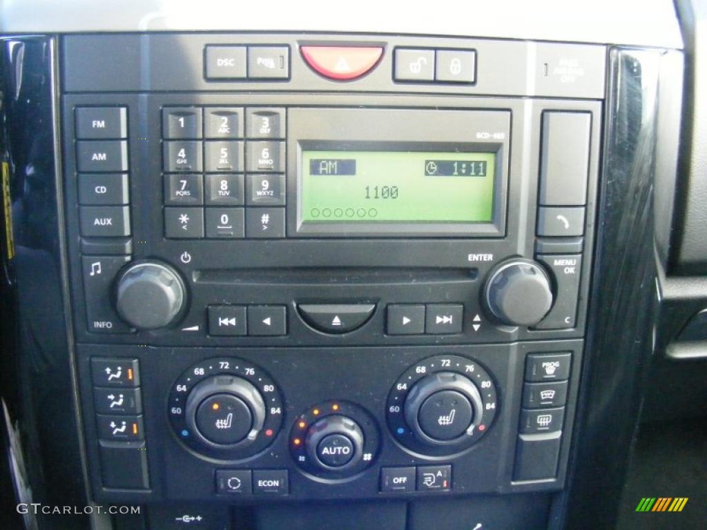 2008 Land Rover LR3 V8 HSE Controls Photo #40731759