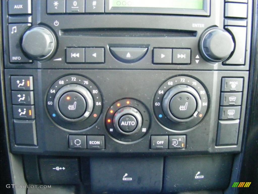 2008 Land Rover LR3 V8 HSE Controls Photo #40731775