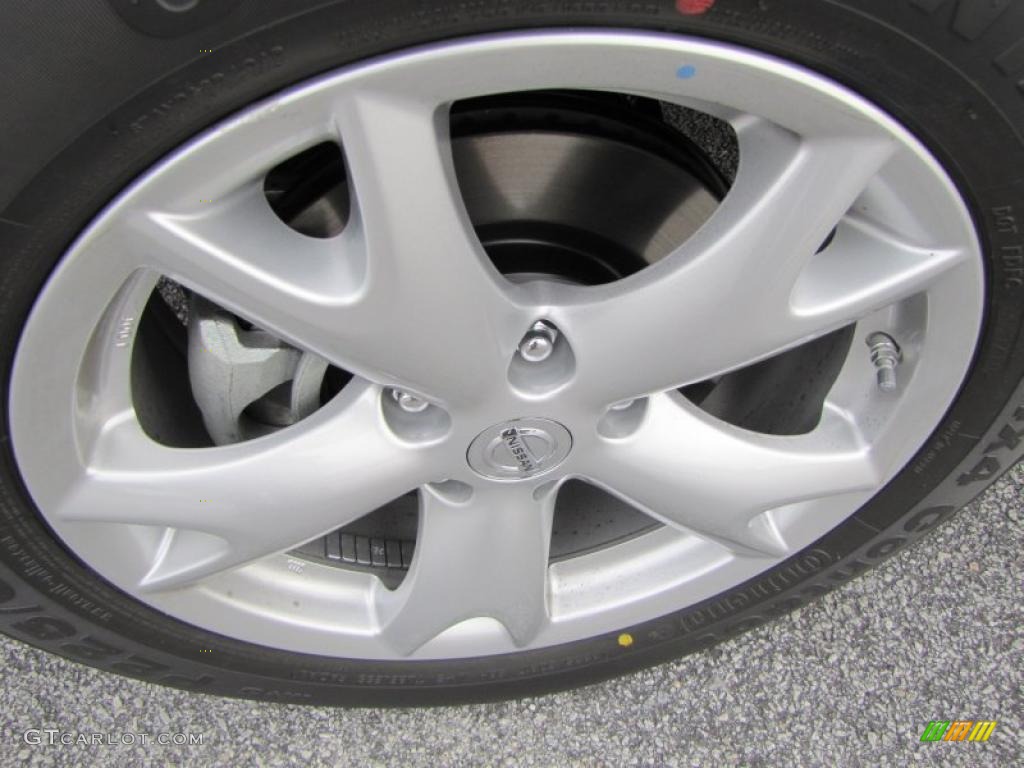 2011 Rogue SV - Platinum Graphite / Gray photo #9