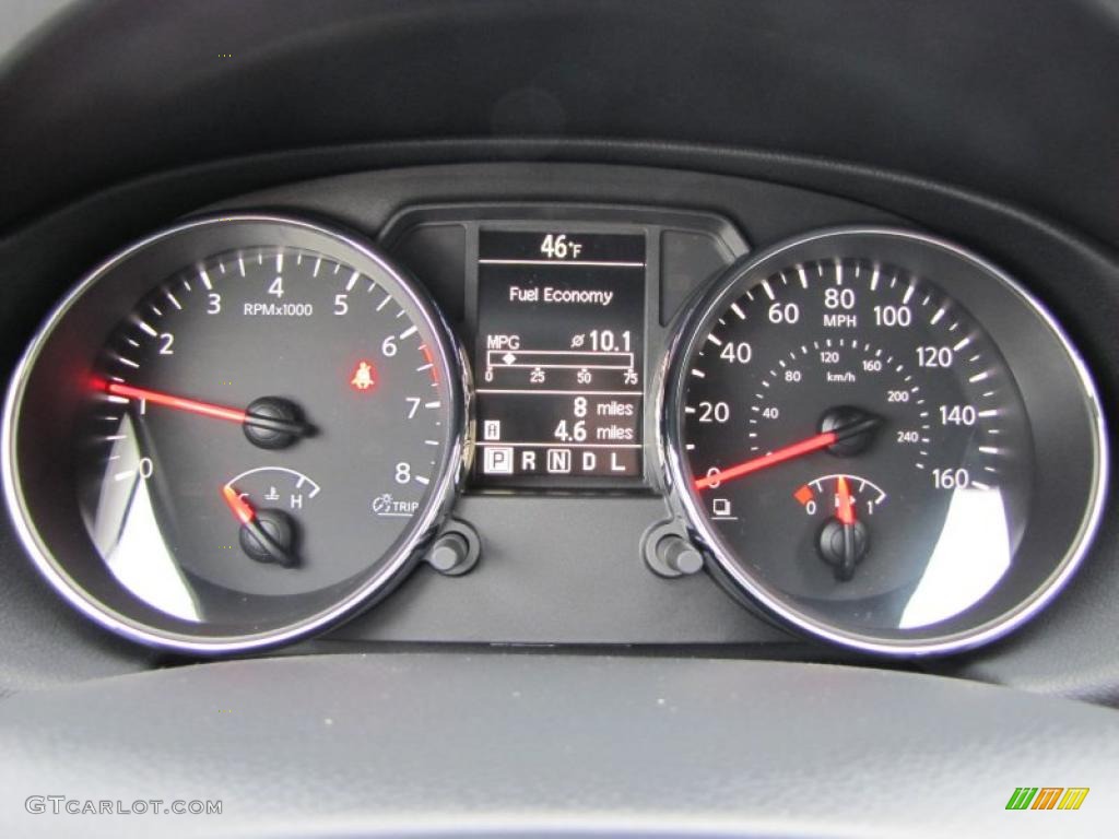 2011 Rogue SV - Platinum Graphite / Gray photo #12