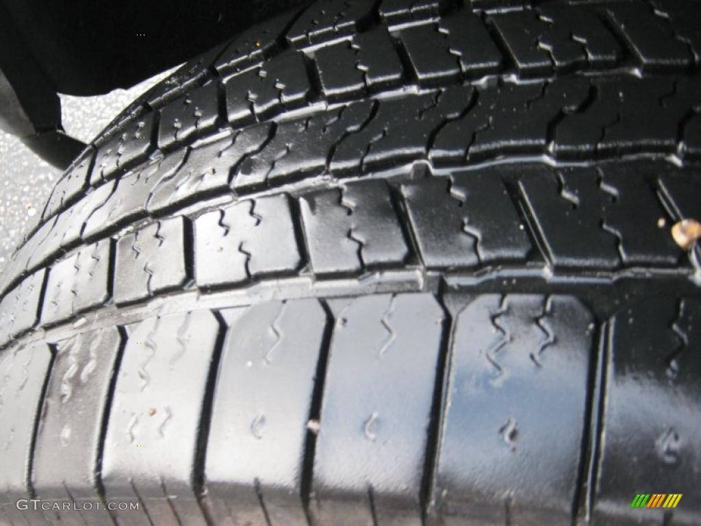 2008 Ram 1500 SXT Regular Cab - Light Khaki Metallic / Khaki photo #18